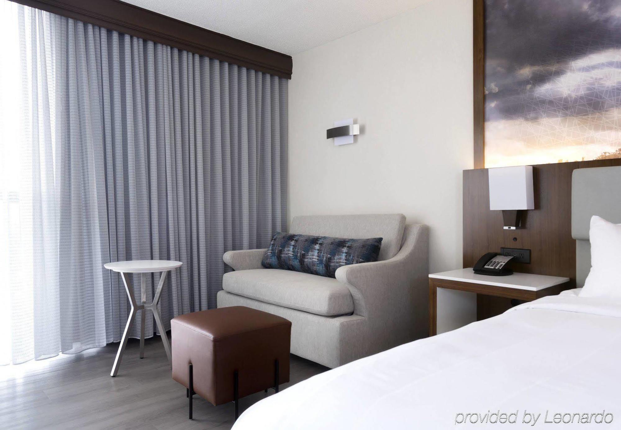 Greensboro-High Point Marriott Airport Екстер'єр фото