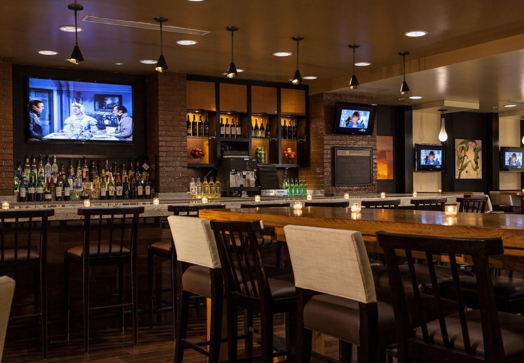 Greensboro-High Point Marriott Airport Екстер'єр фото